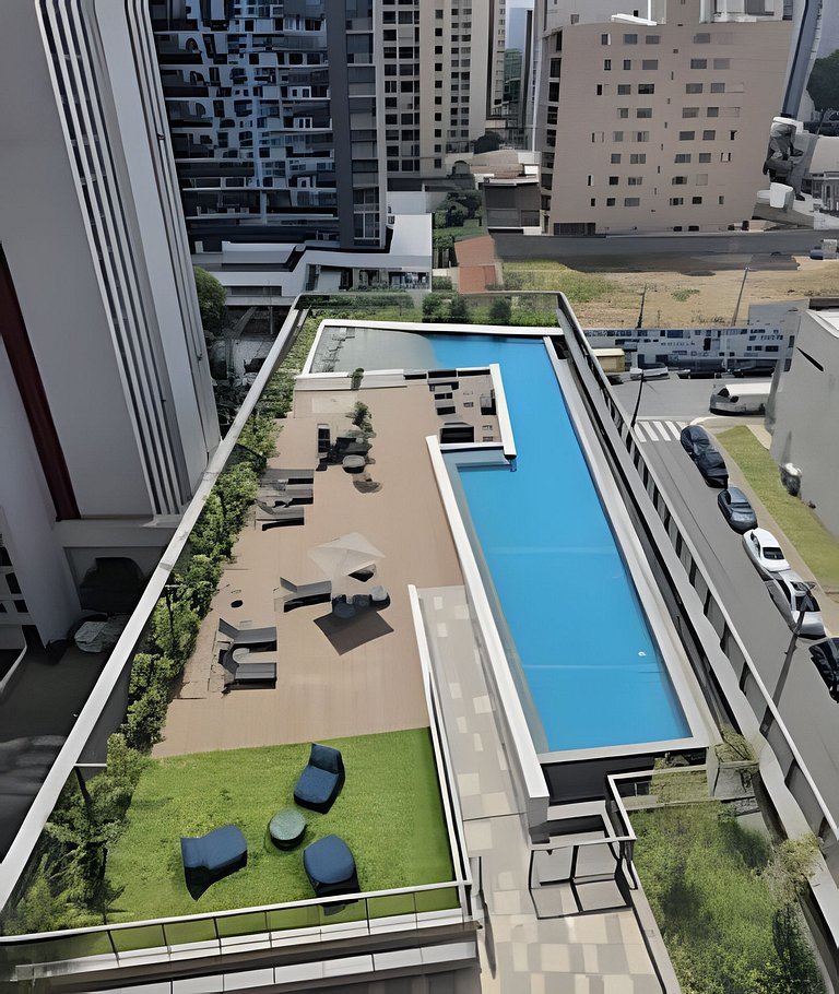 Studio novo e equipado no Anália Franco