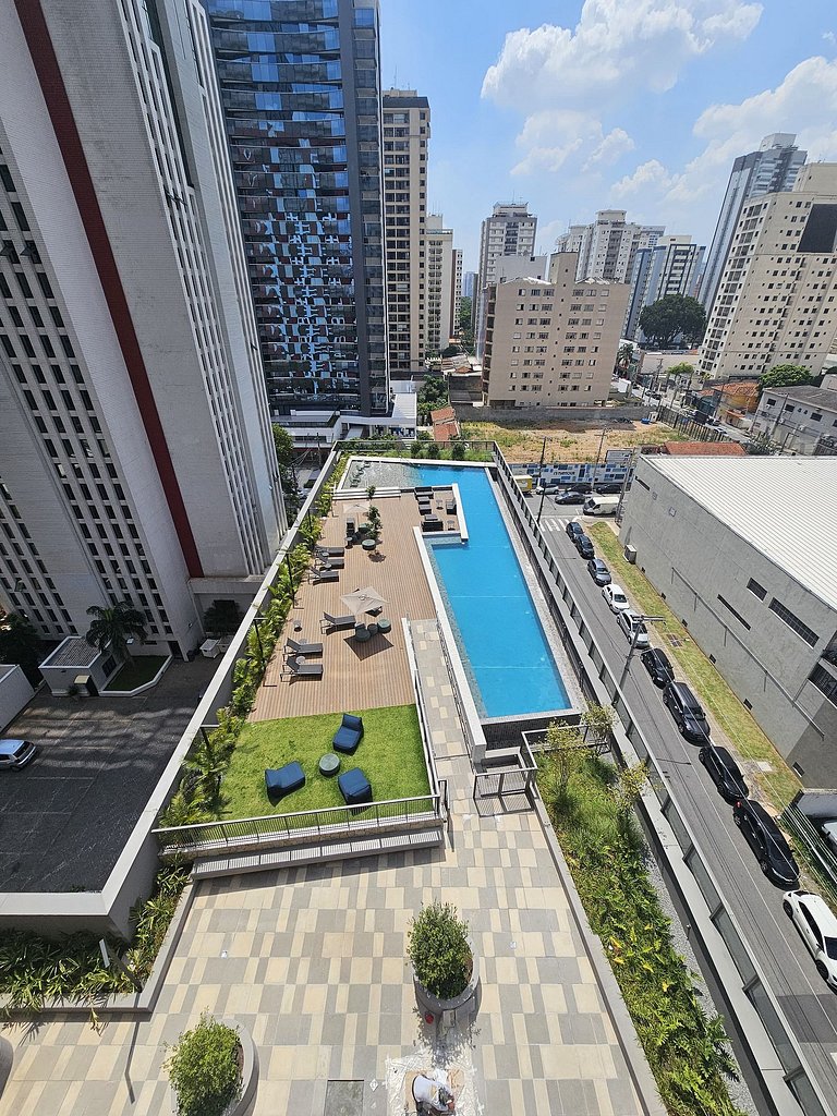 Studio novo e equipado no Anália Franco