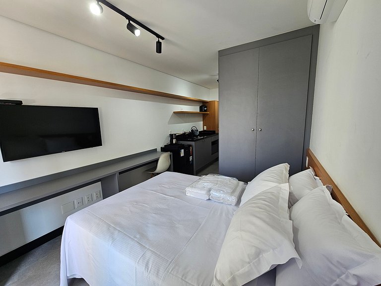 Studio novo e equipado no Tatuapé