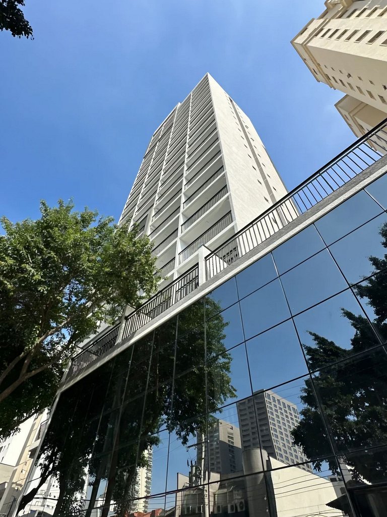 Apartamento com Piscina no Rooftop