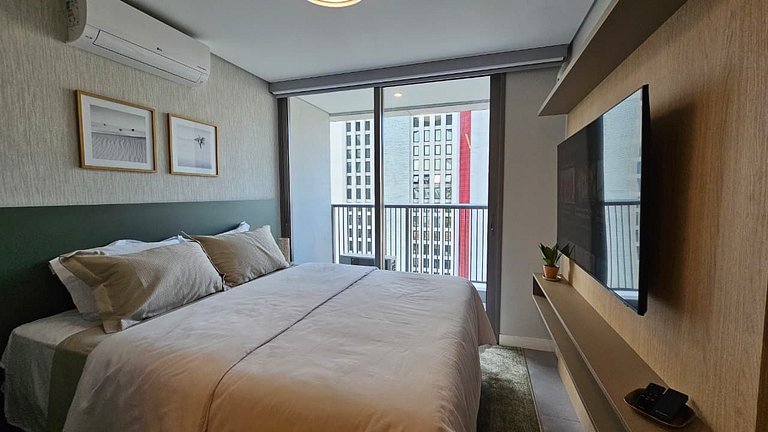 Studio novo e moderno em um edifício exclusivo