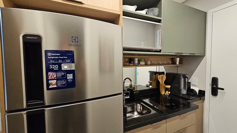 Studio novo e moderno em um edifício exclusivo