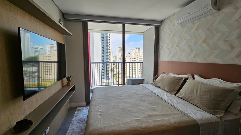 Studio novo e moderno em um edifício exclusivo