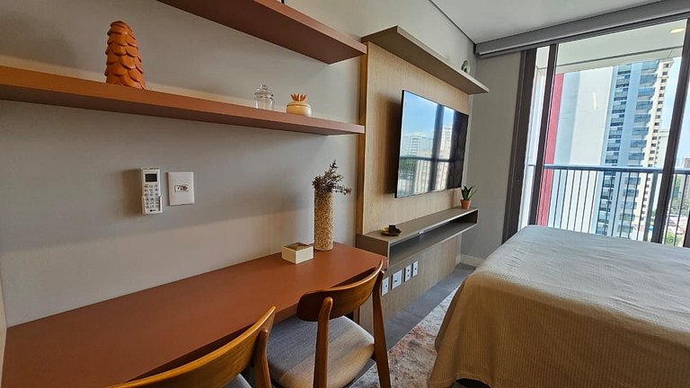 Studio novo e moderno em um edifício exclusivo
