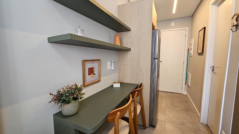 Studio novo e moderno em um edifício exclusivo