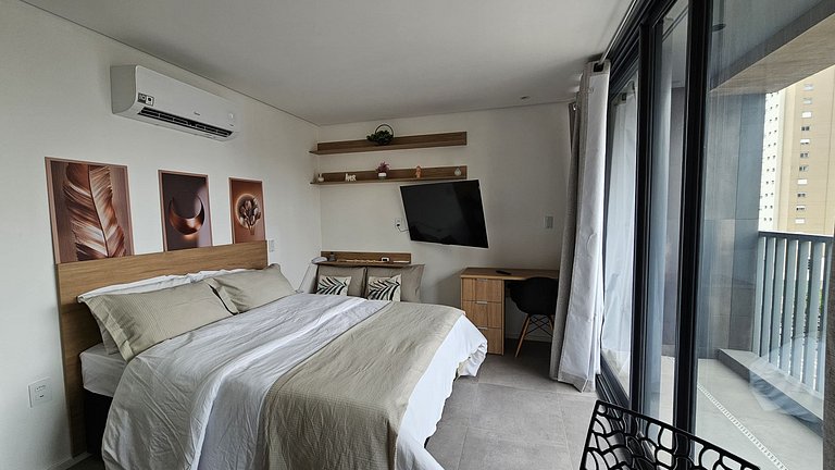 Belo studio próximo ao Hospital S. Luiz