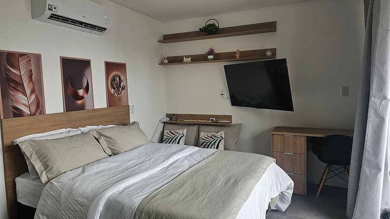 Belo studio próximo ao Hospital S. Luiz