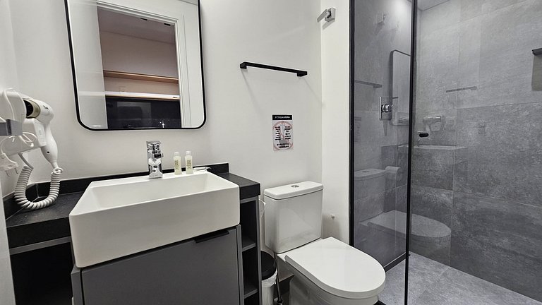 Novo studio c/ ótima localização